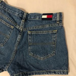 ☆ SOLD ☆  Vintage Tommy Hilfiger Shorts